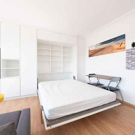Апартаменты Cosy With Sleeping Area Миделкерк